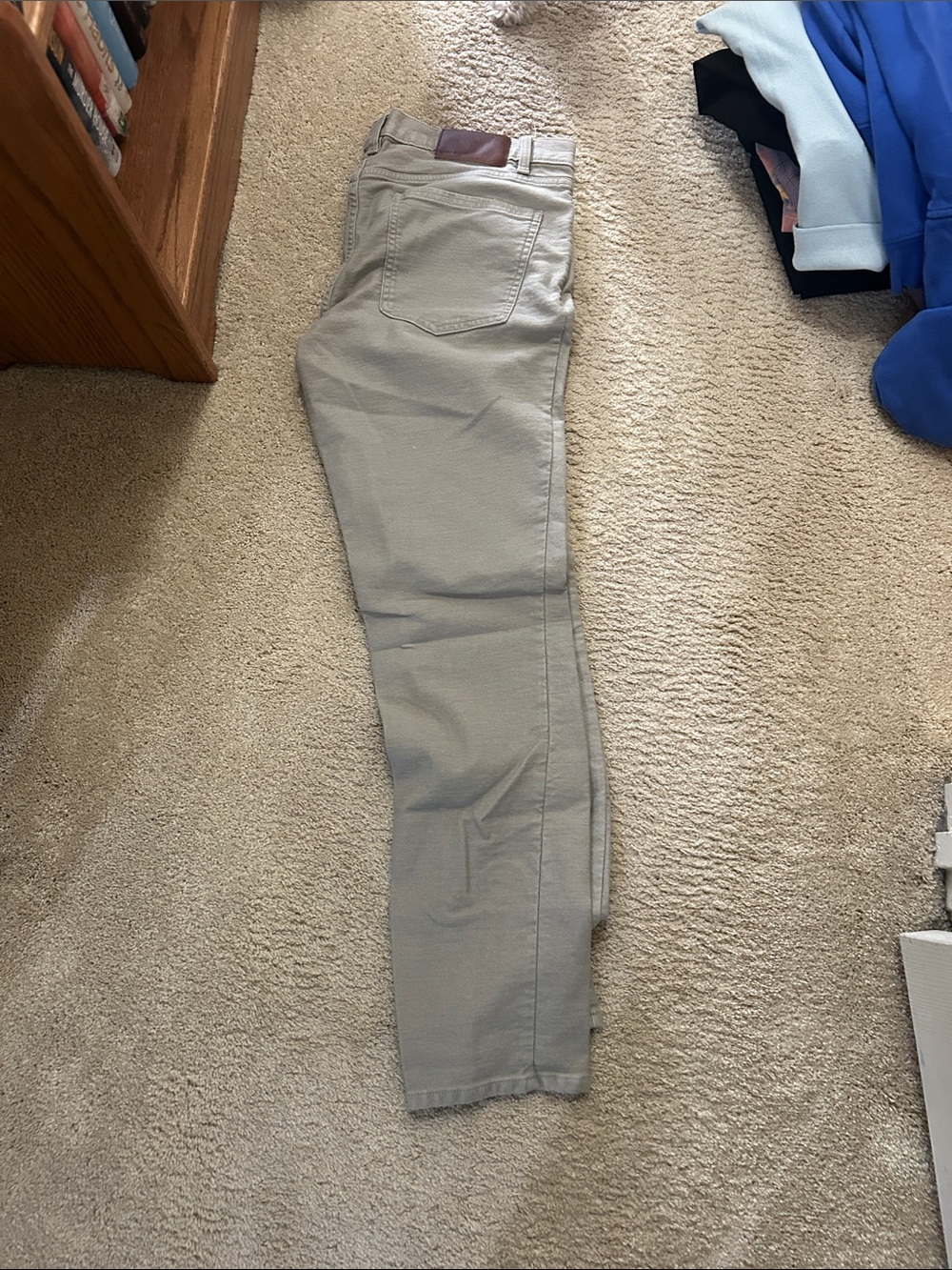 Lands End Men's Slim Chino Pants in khaki color 32x32